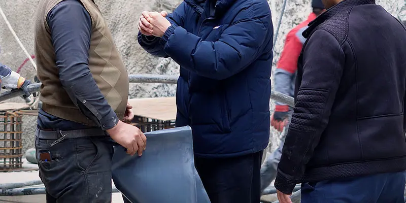 ترمی و نیوترمی در شمع ساختمان